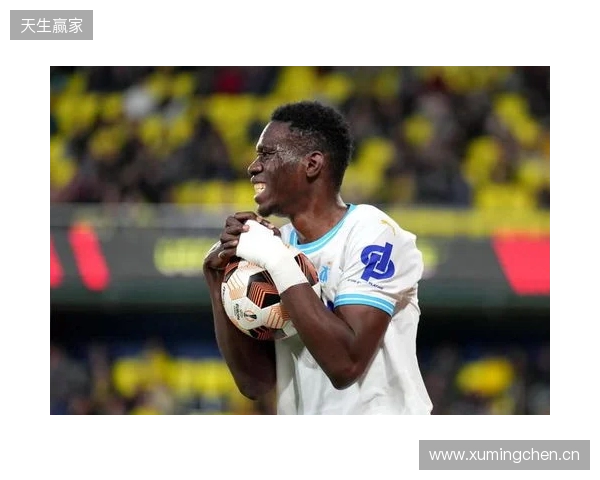 水晶宫vs狼队：迪恩-亨德森、伊斯梅拉-萨尔首发，若泽-萨、乌戈-布埃诺出战