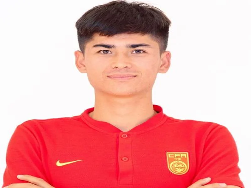 官方：武汉三镇后卫肖开提江·塔依尔再次租借加盟南京城市